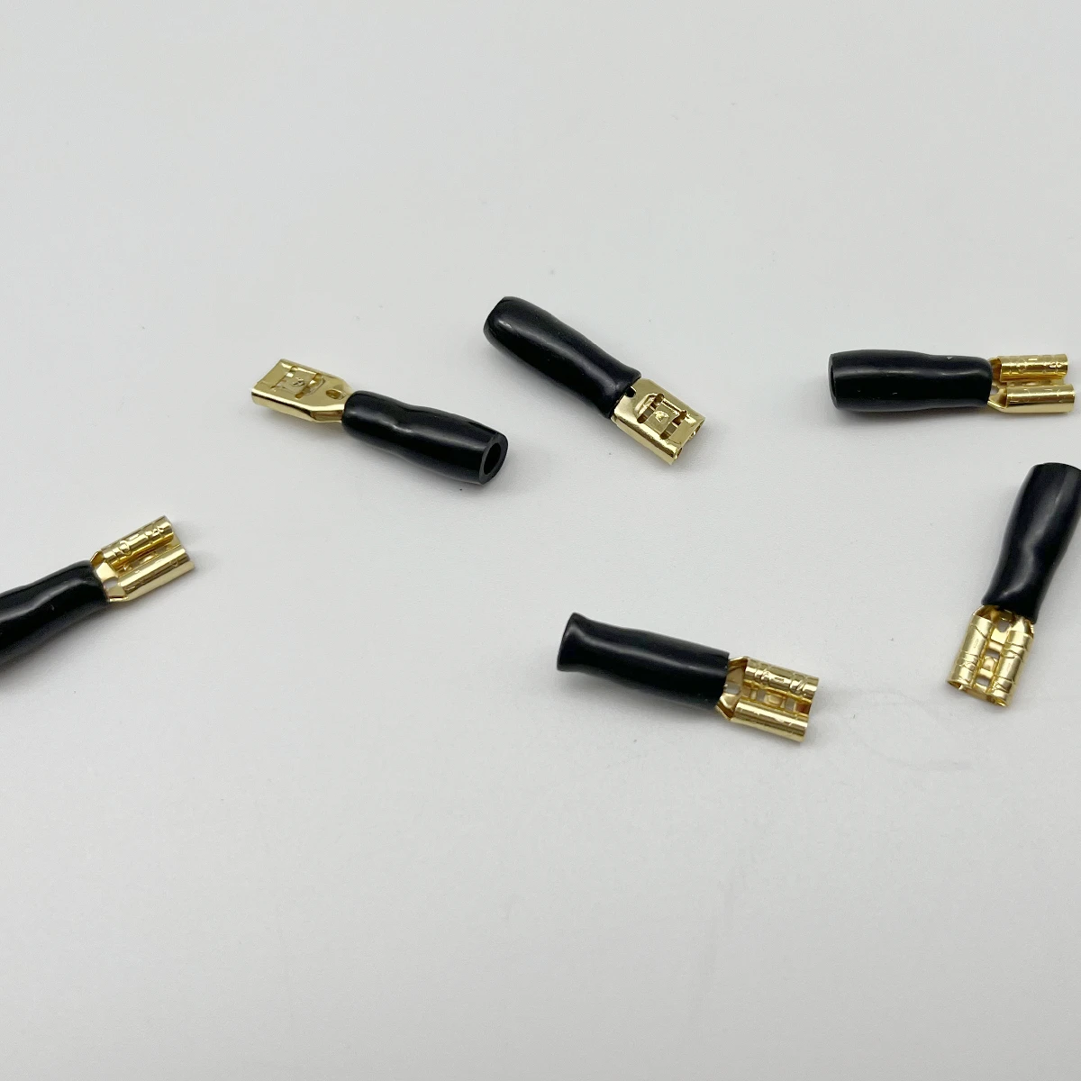 Xe Ô Tô Âm Thanh Gia Đình Đồng - đánh giá và giá Speaker Terminal